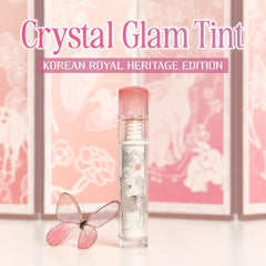 CLIO PROFESSIONAL close-up applicator showing silky texture and spread