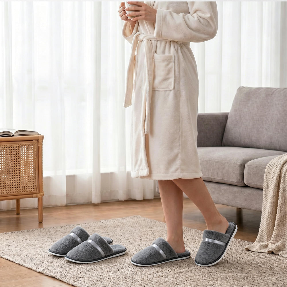 CNHPXIEYE slippers after washing showing reusable cleanliness and freshness