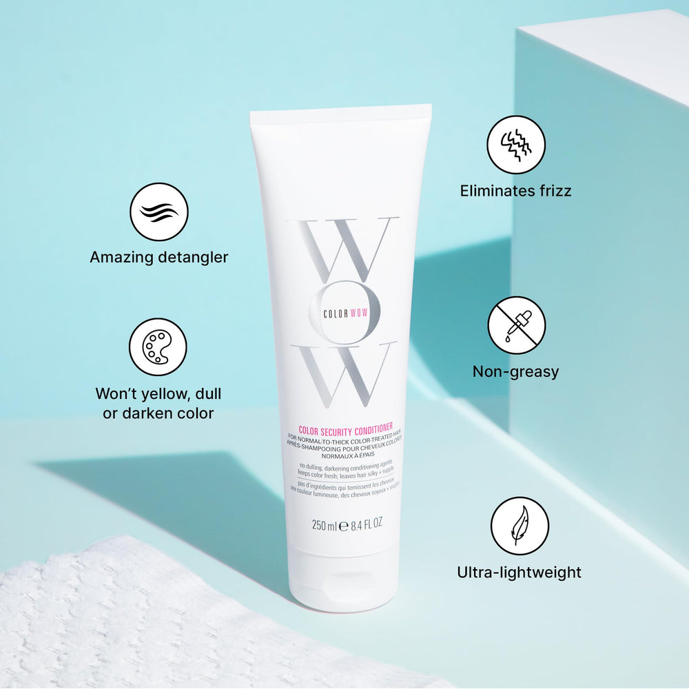COLOR WOW bottle label detail highlighting clean formula benefits and ingredients