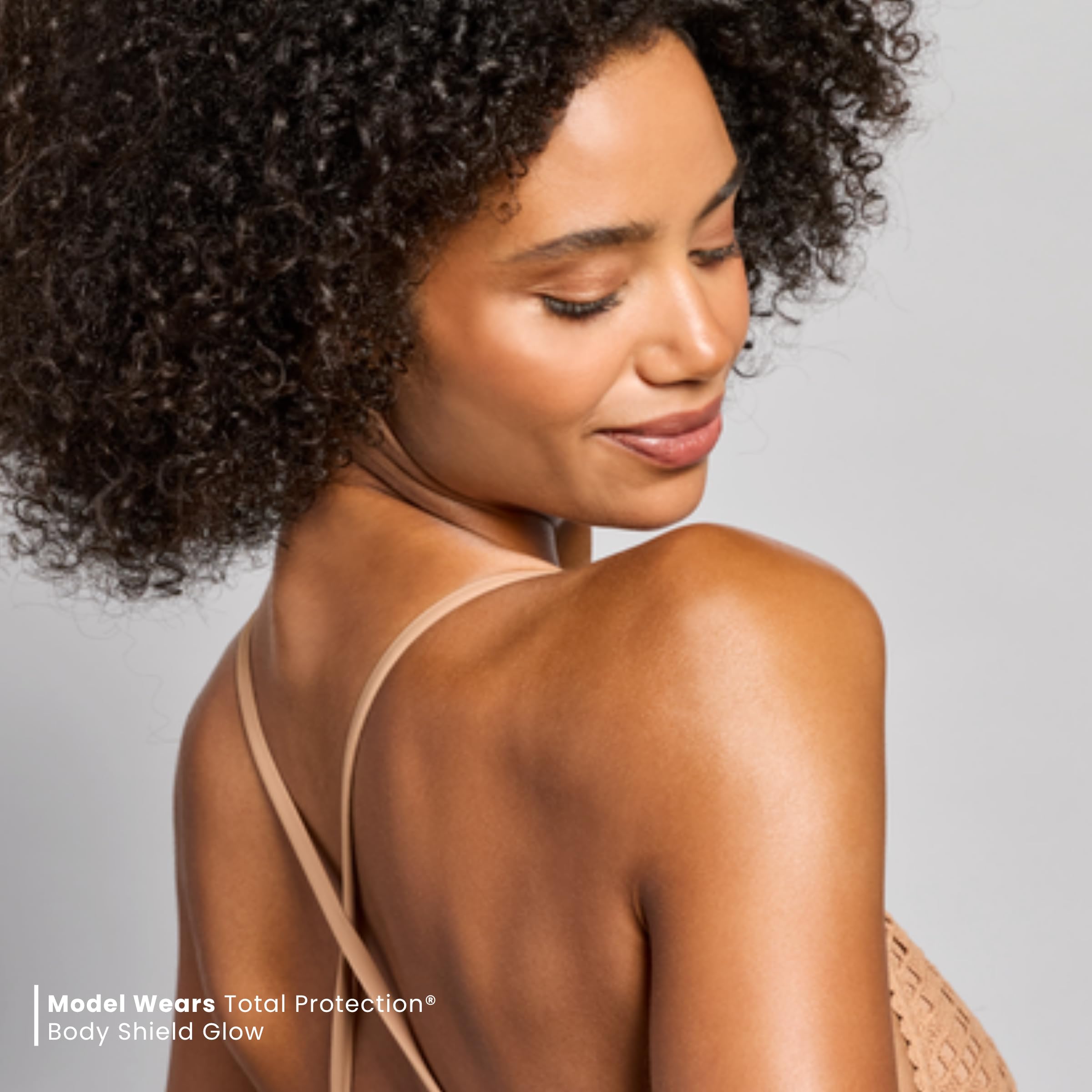Colorescience pearlescent pigments close-up revealing subtle luminous glow