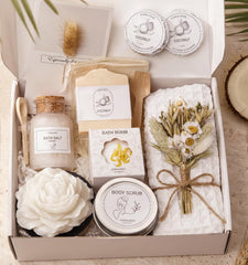Coralogo front packaging of coconut spa basket showing gift-ready presentation and elegance