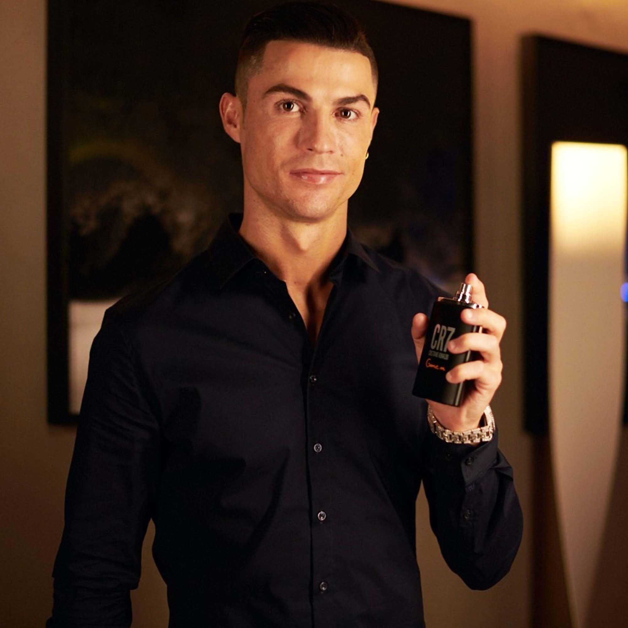 CRISTIANO RONALDO close-up of cap and signature number emphasizing collectible detail benefit