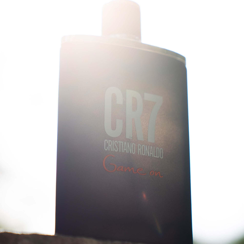 CRISTIANO RONALDO lavender and violet heart notes showing aromatic balance benefit