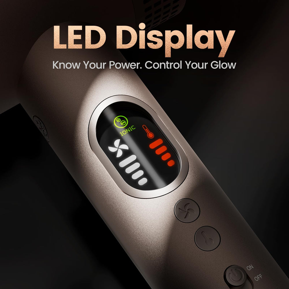 CrazyMar beside a scale illustrating its 365g lightweight design for comfortable use