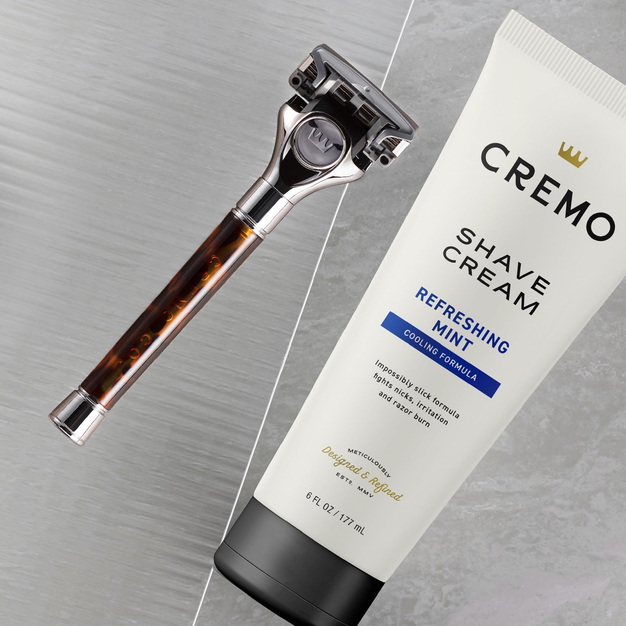 Cremo ingredients close-up with peppermint for cooling and refreshment
