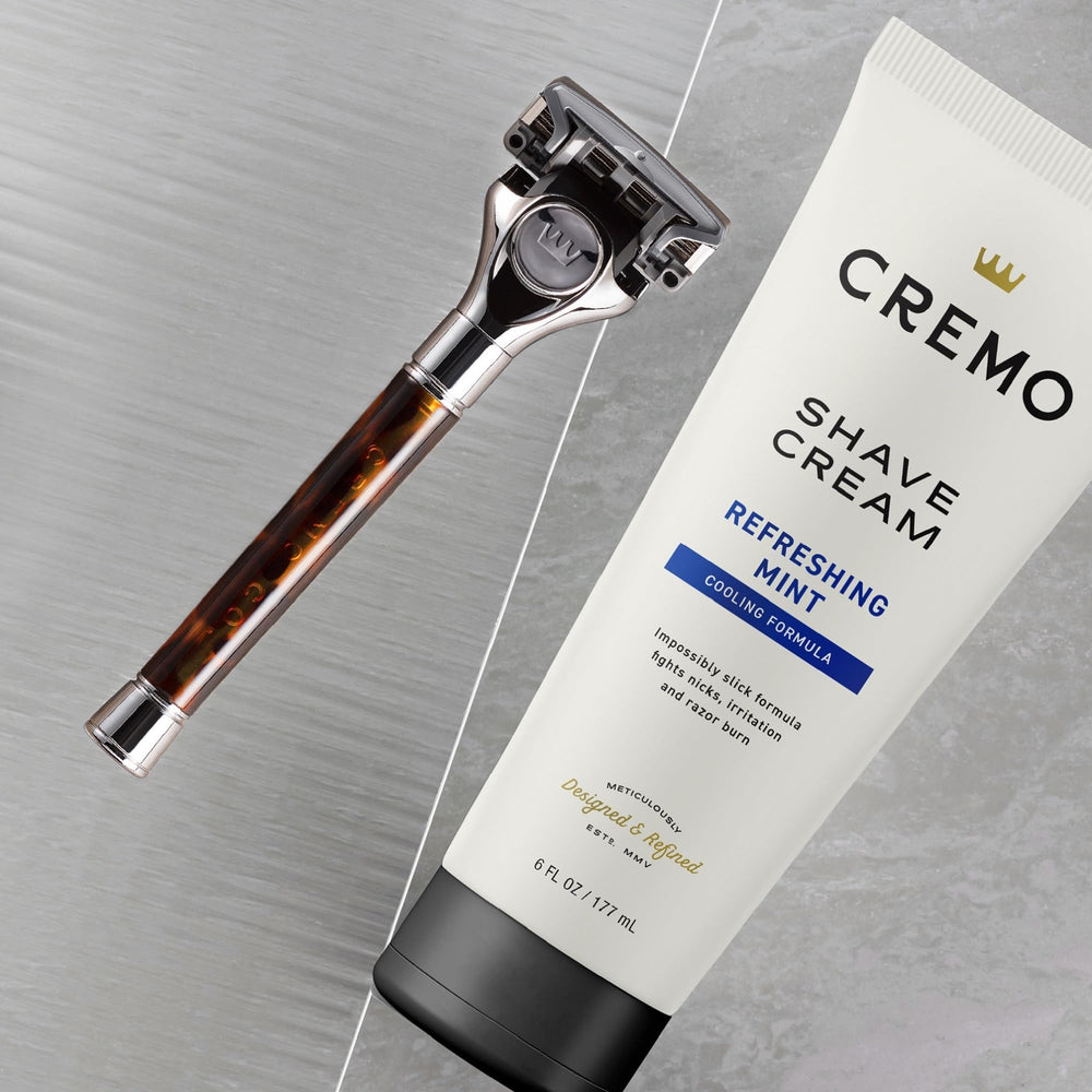 Cremo ingredients close-up with peppermint for cooling and refreshment