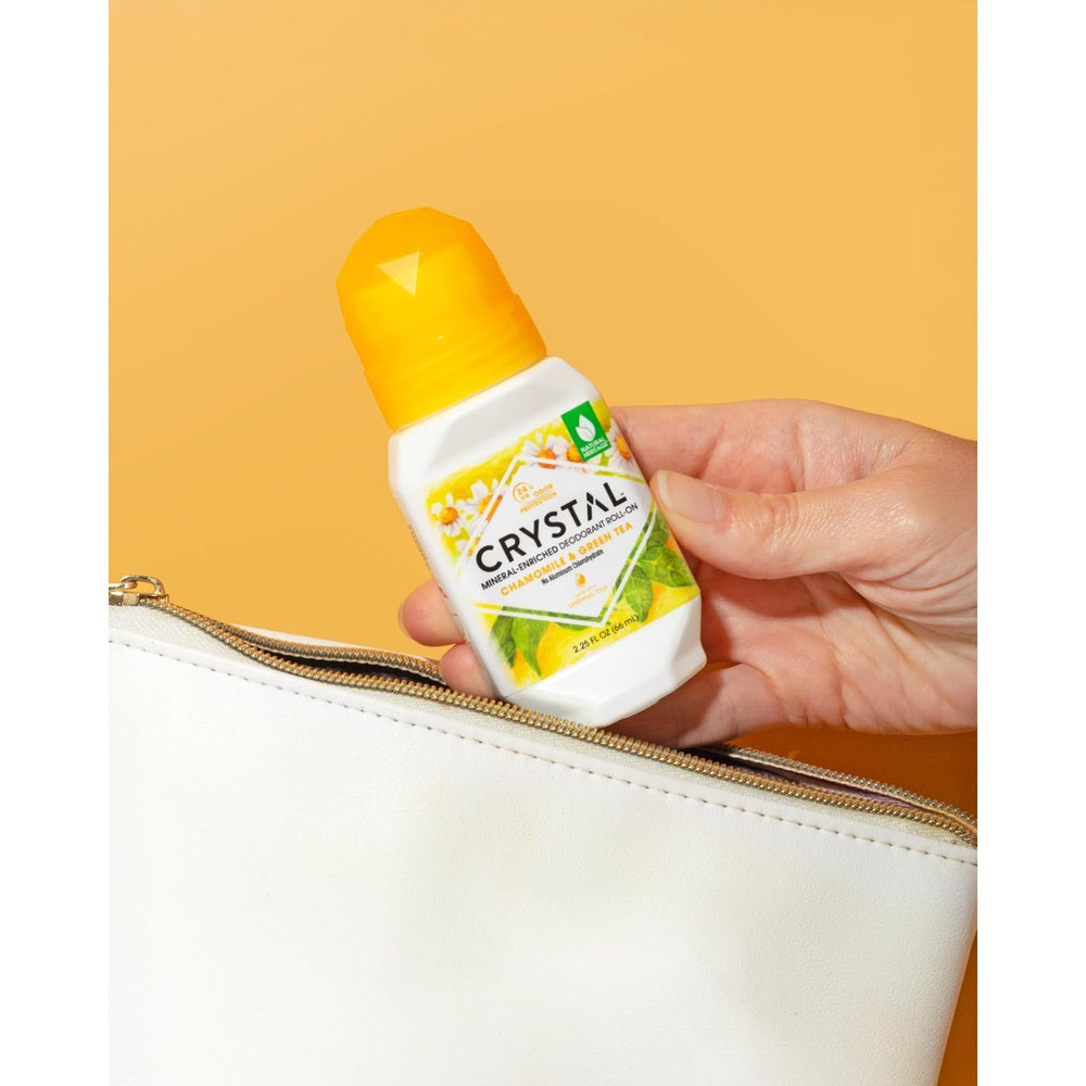 Crystal Essence texture drop highlighting non-sticky, fast-drying finish
