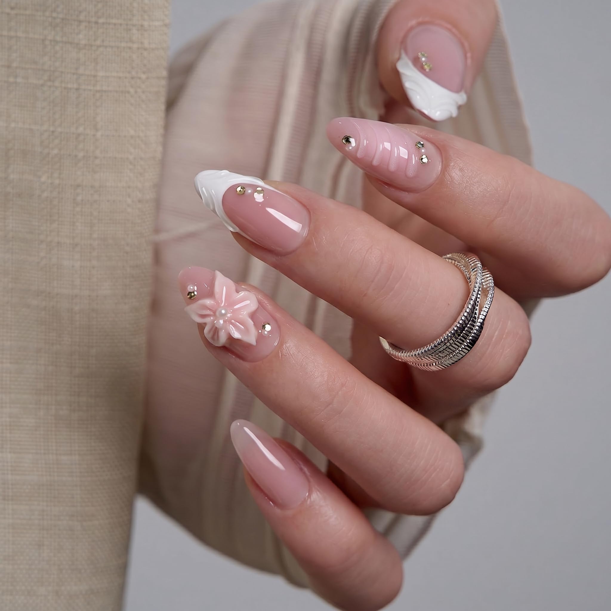 CurvLife close-up of almond shape and soft-gel texture showing comfortable flexible fit
