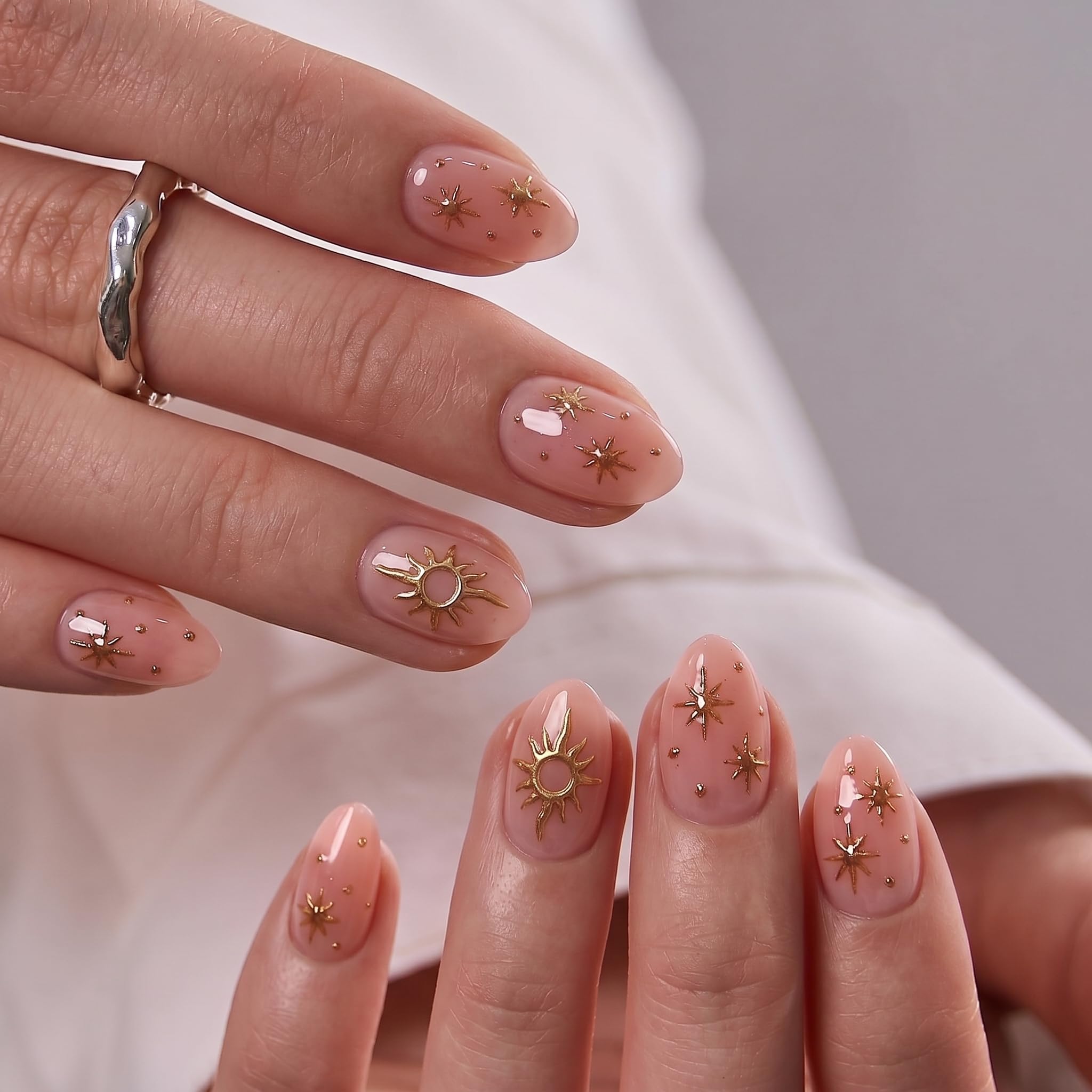 CurvLife side profile of press on nail on finger demonstrating natural fit and comfort