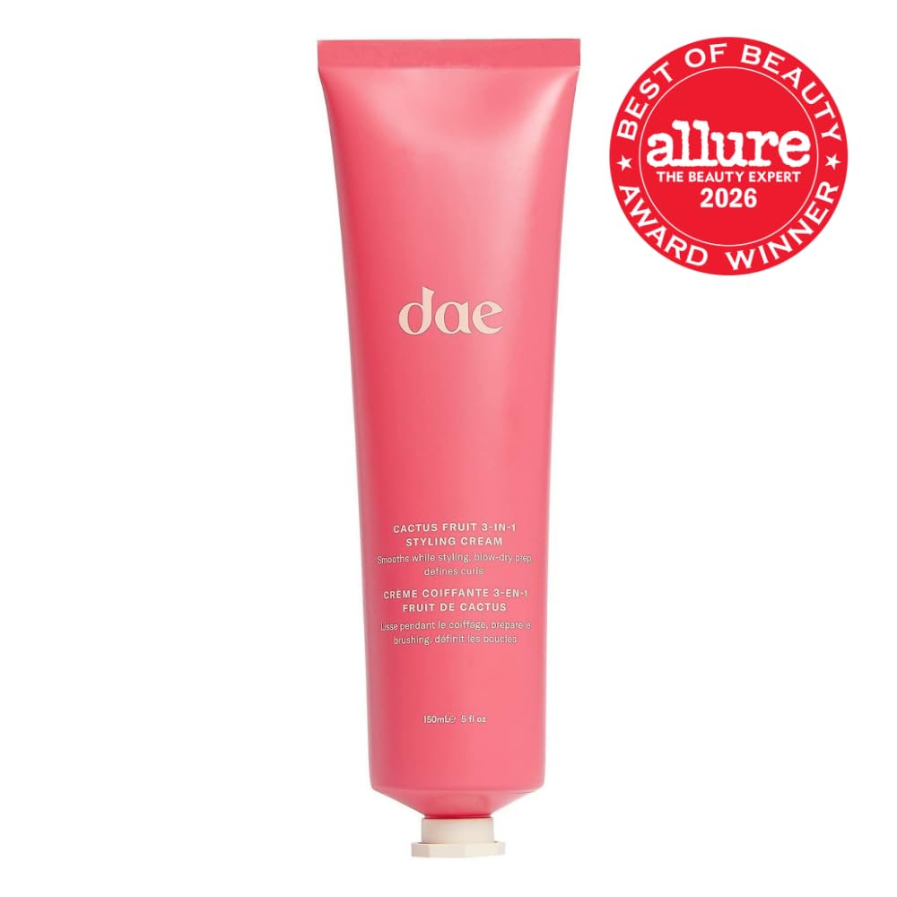 DAE cream texture in jar illustrating smooth spreadability and hydration