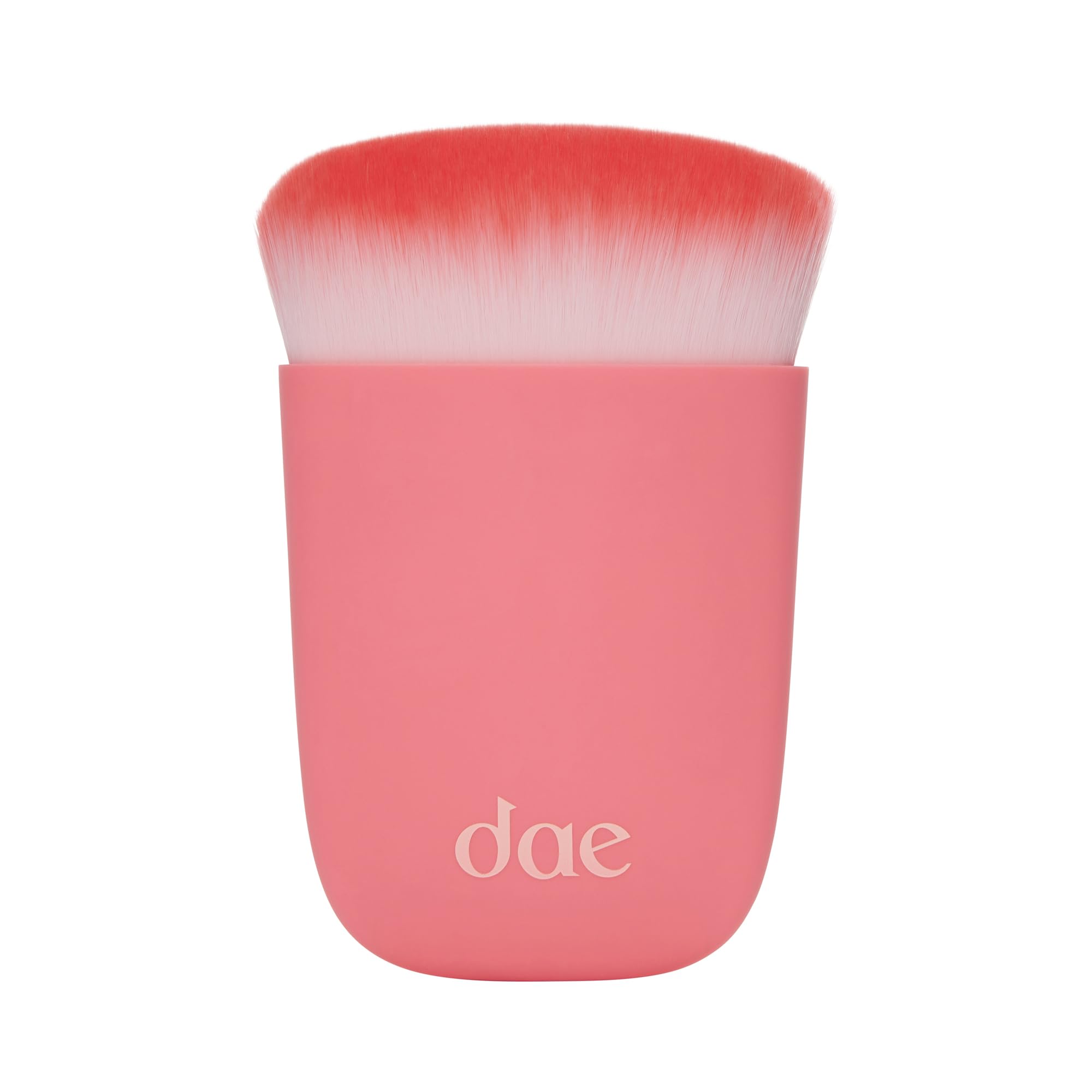 DAE kabuki brush front view showing compact head and easy grip benefit