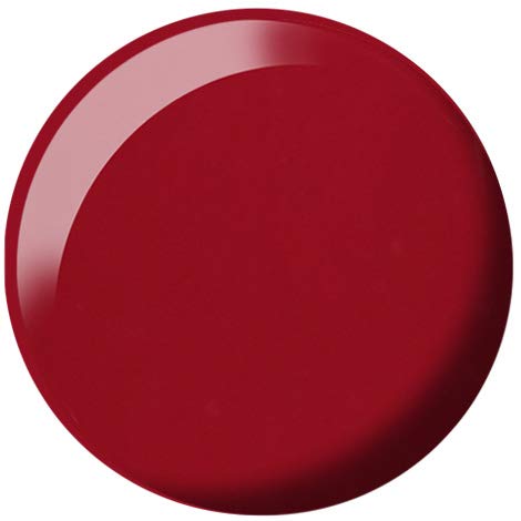 DAISY DND lacquer bottle highlighting compact design for travel convenience