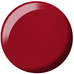 DAISY DND lacquer bottle highlighting compact design for travel convenience
