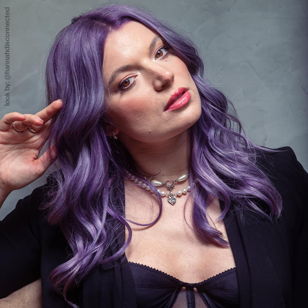Danger Jones applied on bleached hair revealing vibrant mauve payoff and deep saturation