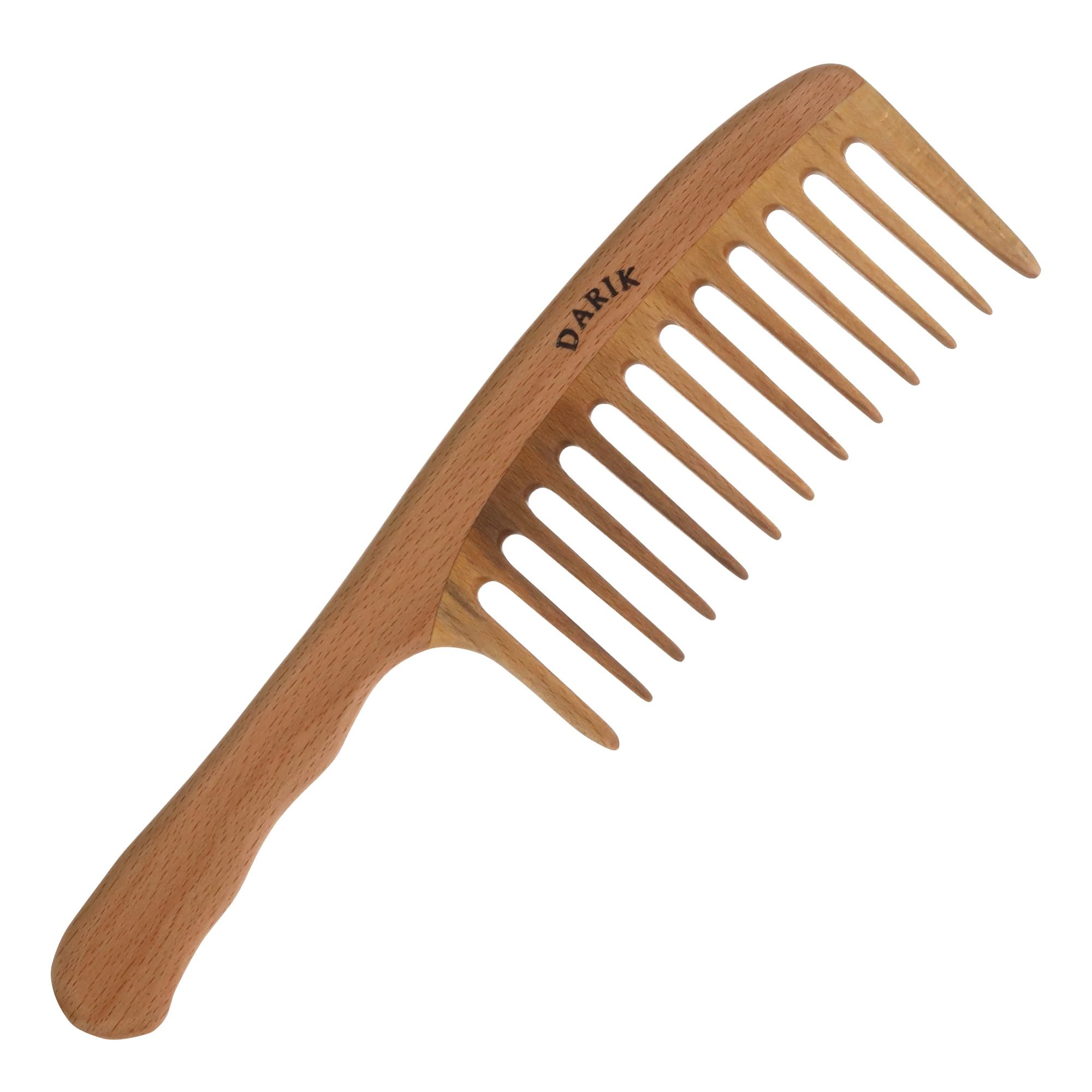 Darık Profesyonel Ahşap comb in toiletry bag showing travel-friendly grooming solution