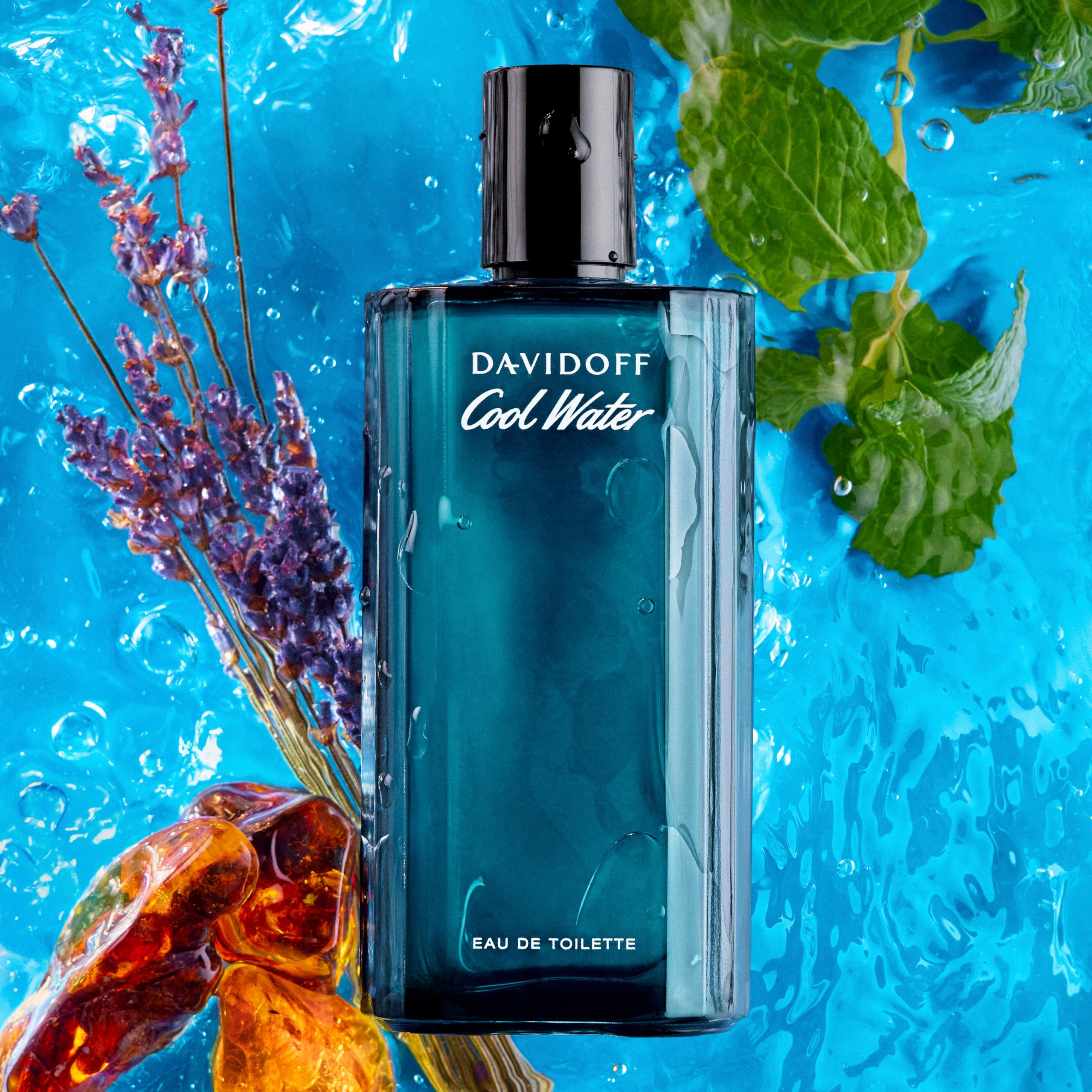 Davidoff Cool Water label detail highlighting brand and fragrance notes clarity