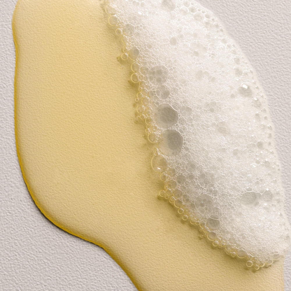 Davines DEDE used in shower showing effective daily cleansing