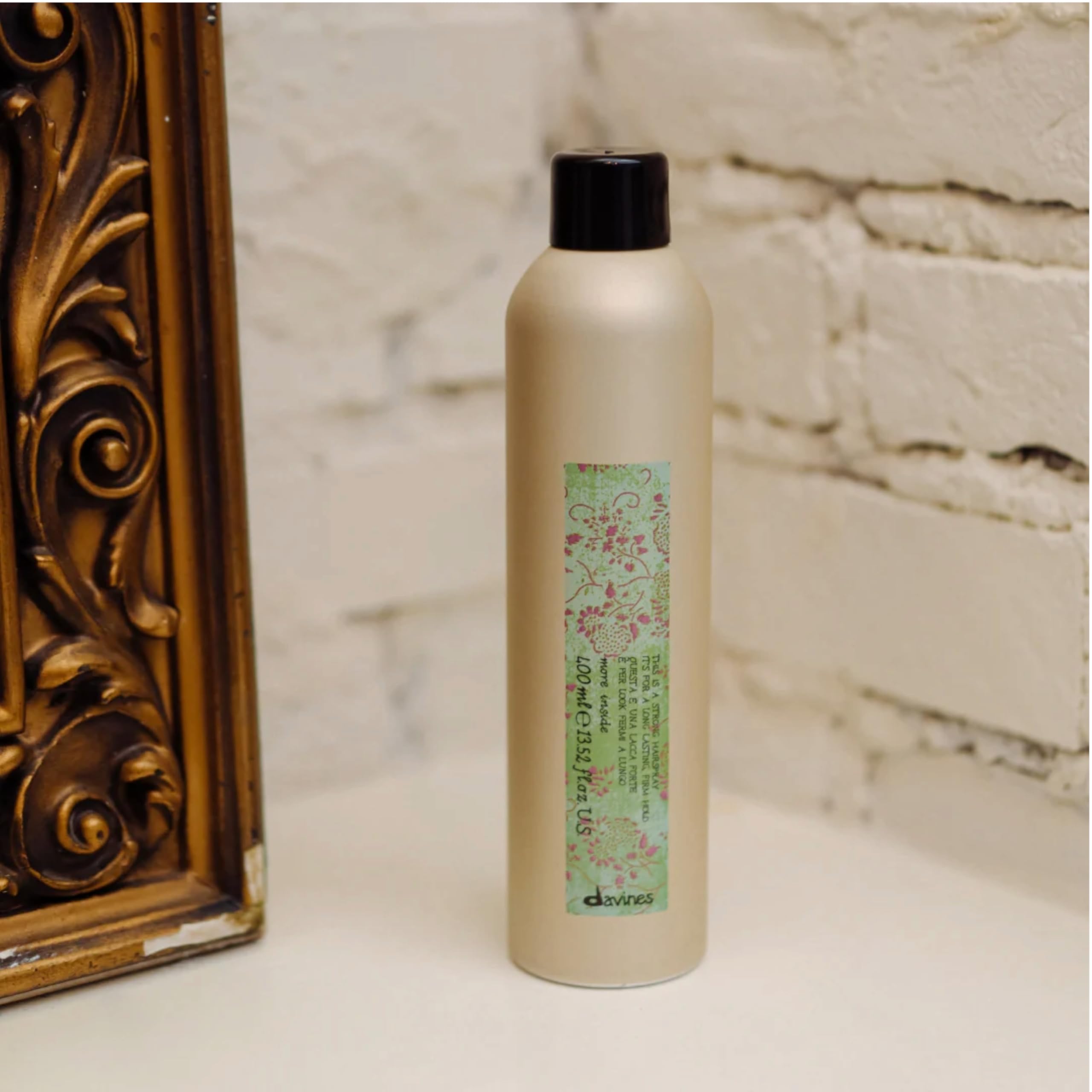 Davines nozzle close-up showing precise spray control benefit