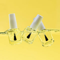 Dazzle Dry pouring clear base coat to show silky, fast-drying benefit