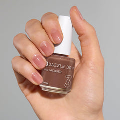 Dazzle Dry hand swatch showing wearable color on natural nails benefit