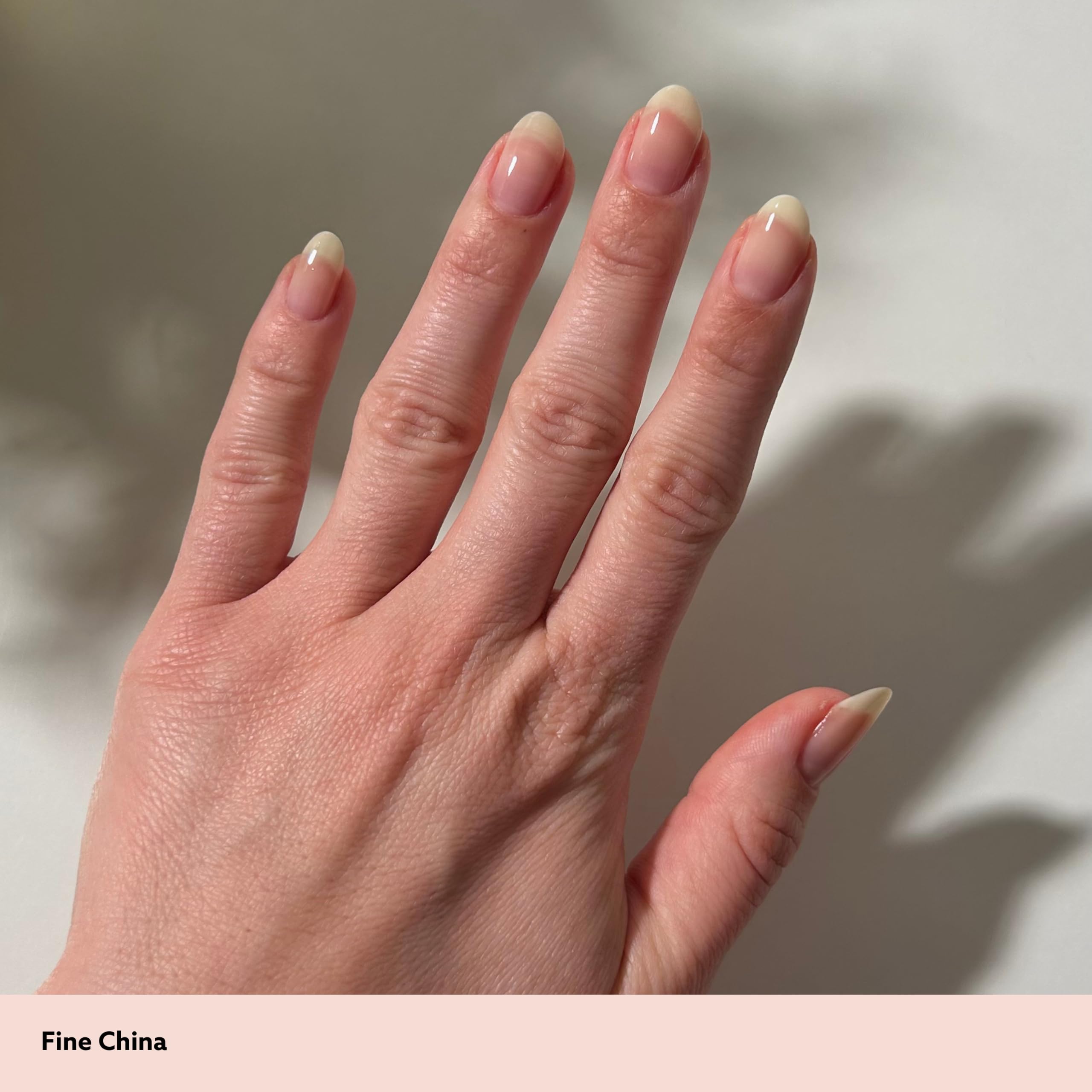 Dazzle Dry Top Coat brush with glossy texture demonstrating fast dry shine