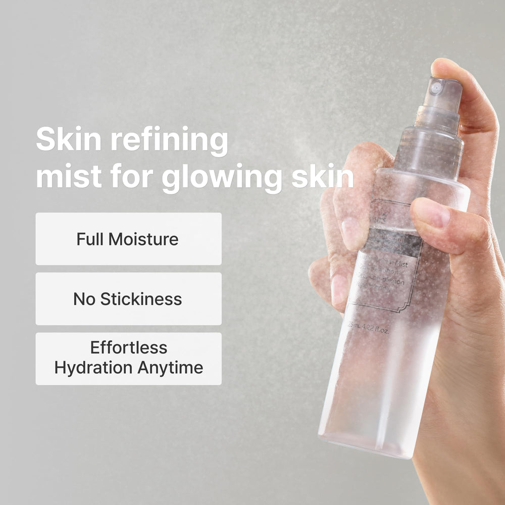 DearKlairs fine-mist nozzle close-up demonstrating even spray for lightweight coverage