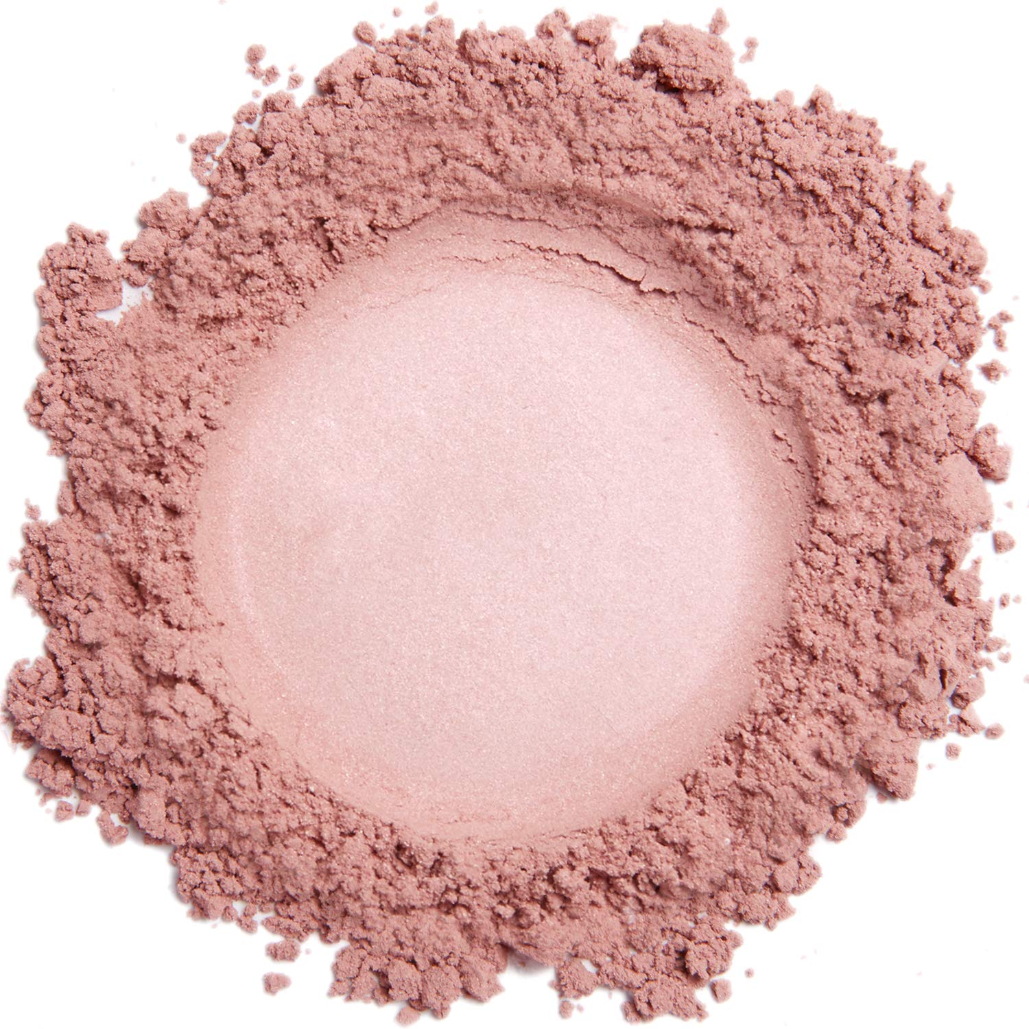 DEMÚRE mixed with clear gloss creating lip color demonstration for multiuse versatility