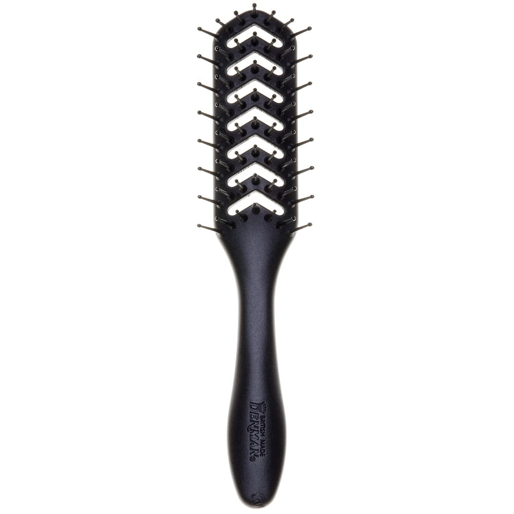 Denman D200 front view showing curved vented head and grip for easy styling