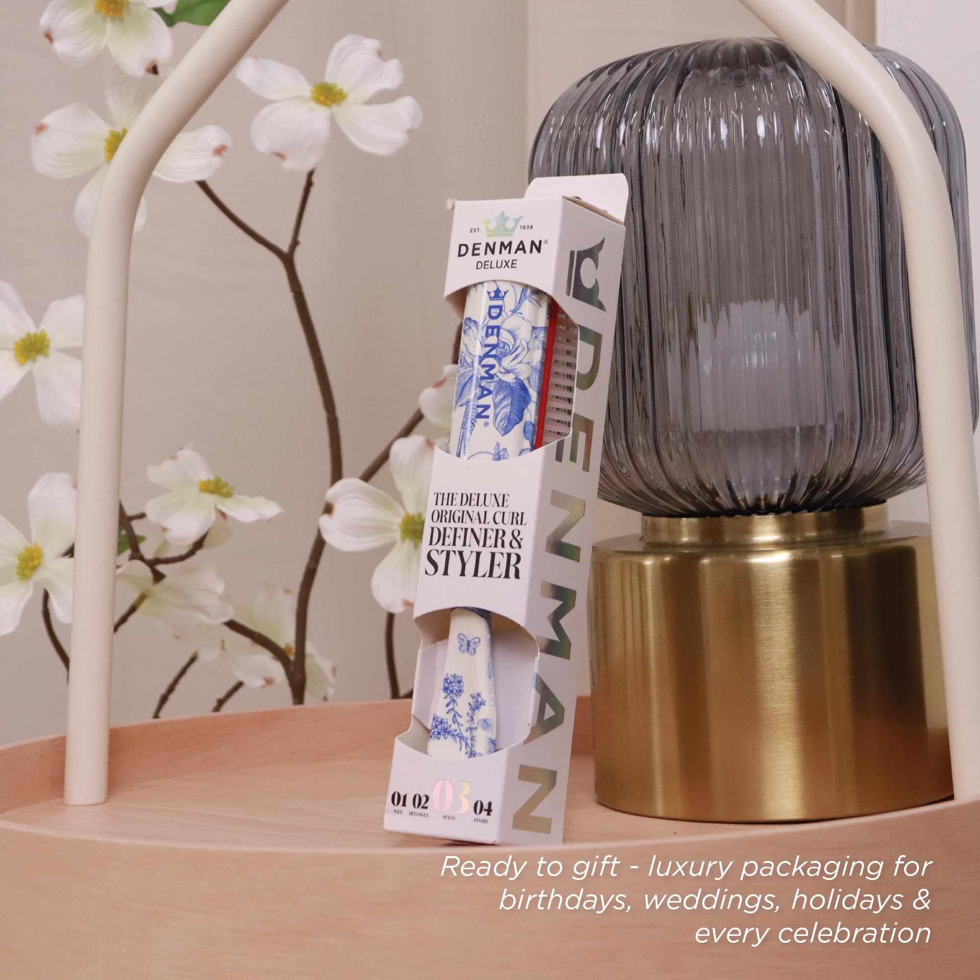 Denman D3 used on wet hair to detangle and prepare curls for styling benefit