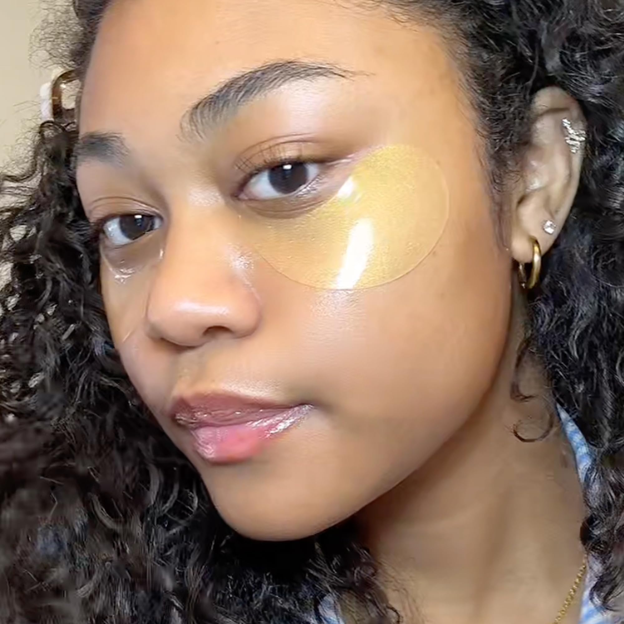 Derma E ingredient display with vitamin C and niacinamide emphasizing brightening