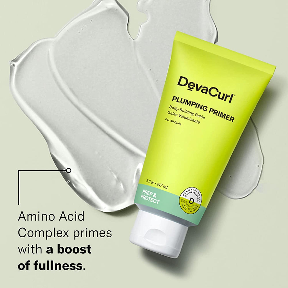 DevaCurl gelée texture close-up demonstrating lightweight consistency for easy application