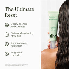 Divi pump and label close-up highlighting instructions and quality