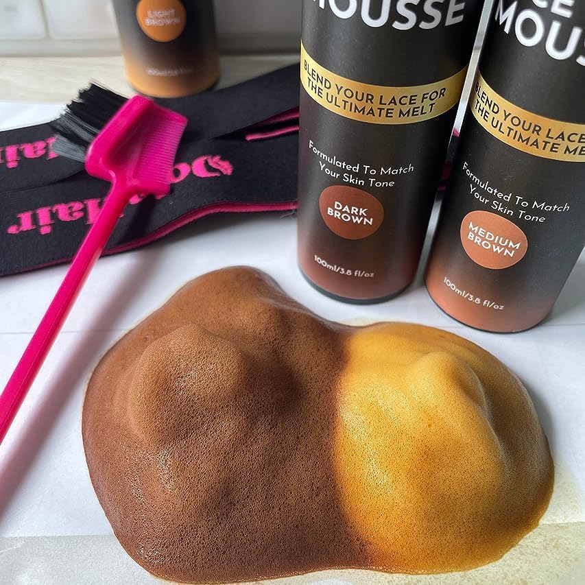 Dolahair in-use lifestyle scene demonstrating a natural hairline