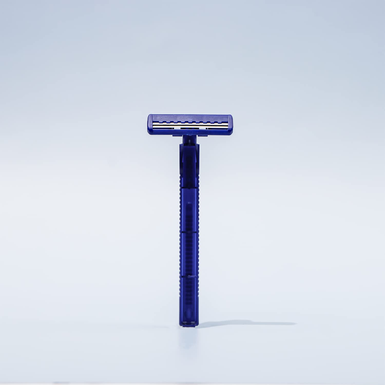 DORCO ergonomic non-slip handle texture for steady control