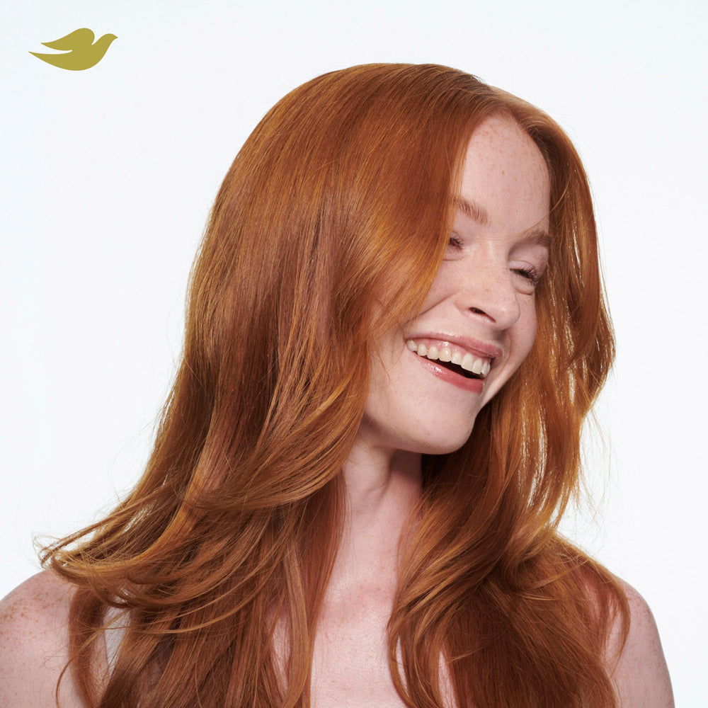 Visual fresh scent cue representing Dove dry shampoo clean scent