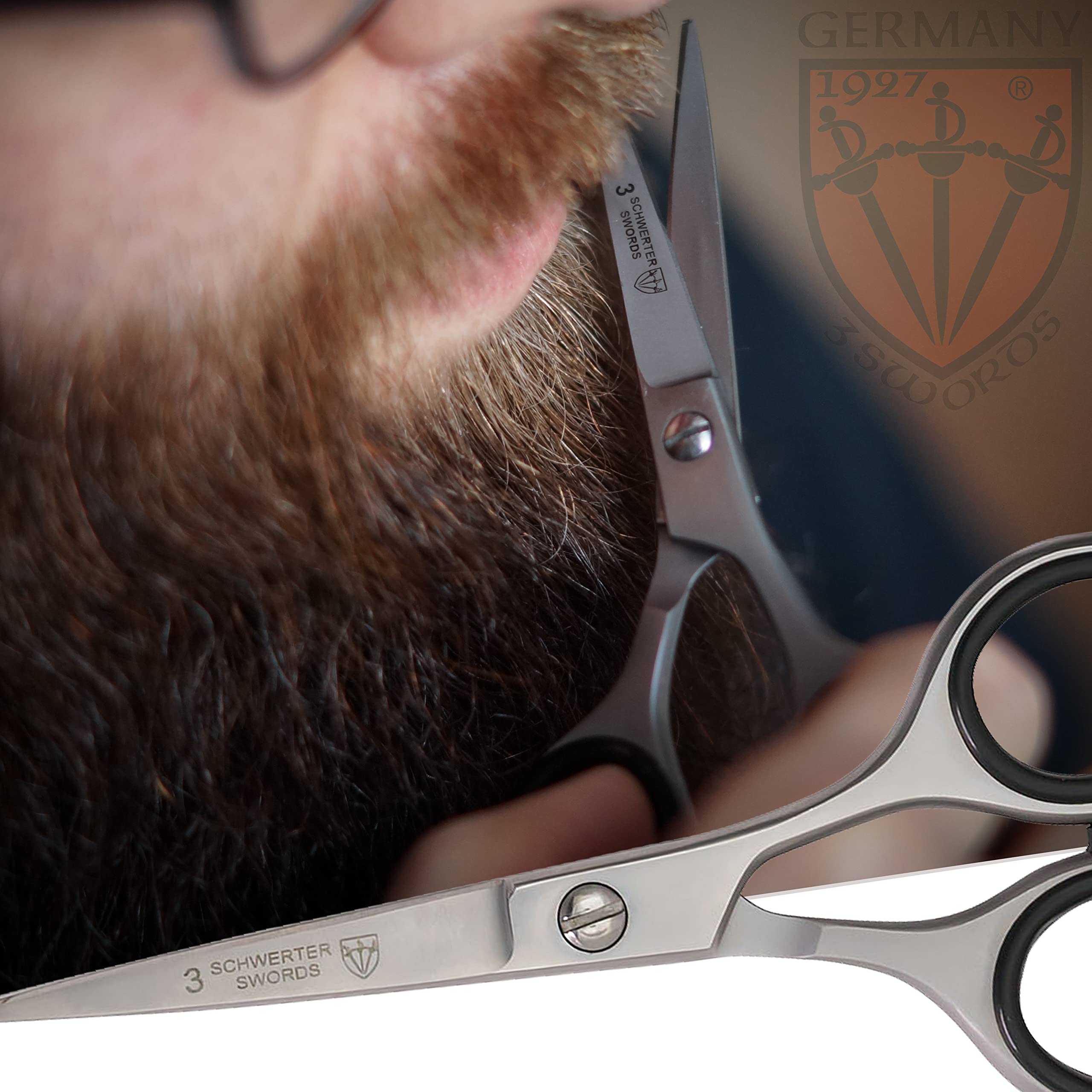 Drei Schwerter close-up of straight blade delivering precise cuts