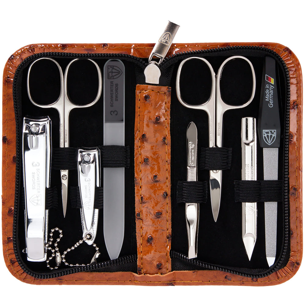 Drei Schwerter front packaging in cognac case showing travel-ready convenience