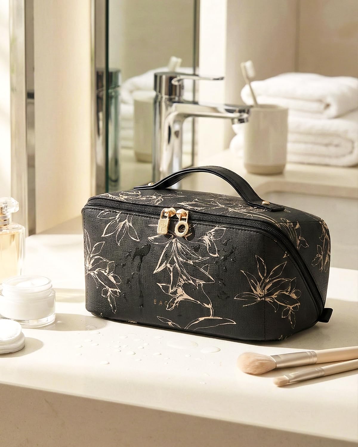 EACHY contents arranged with makeup essentials shows efficient packing benefit