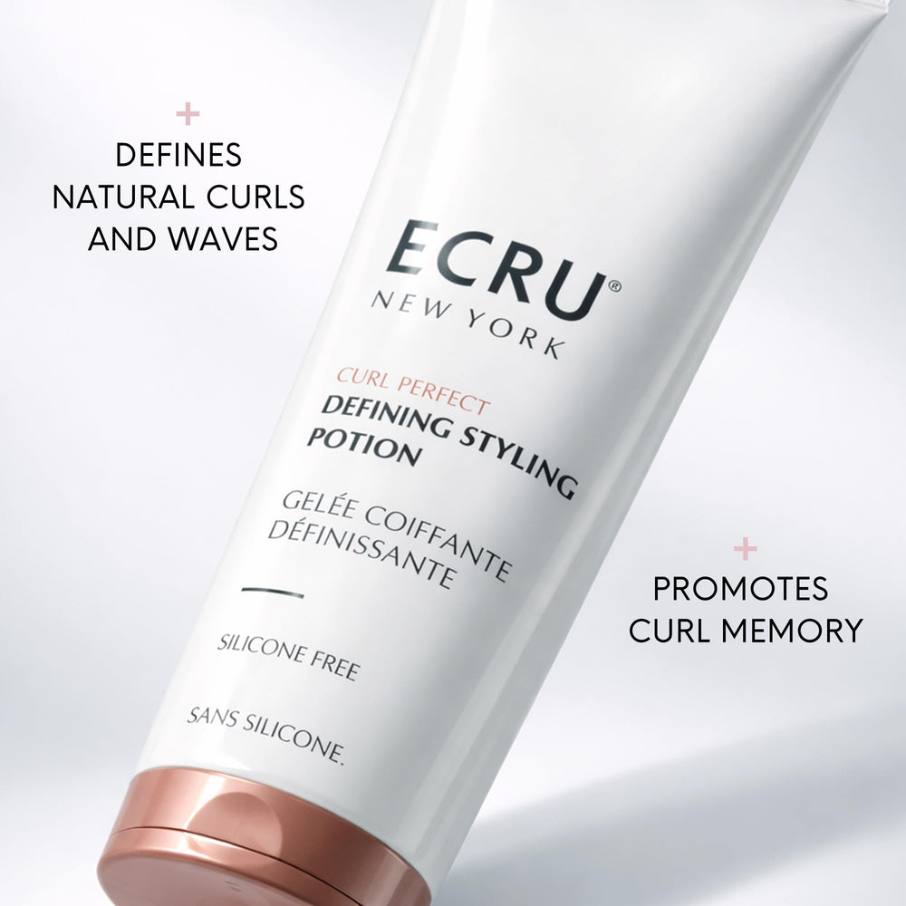 Ecru New York close-up of cream texture for lightweight control