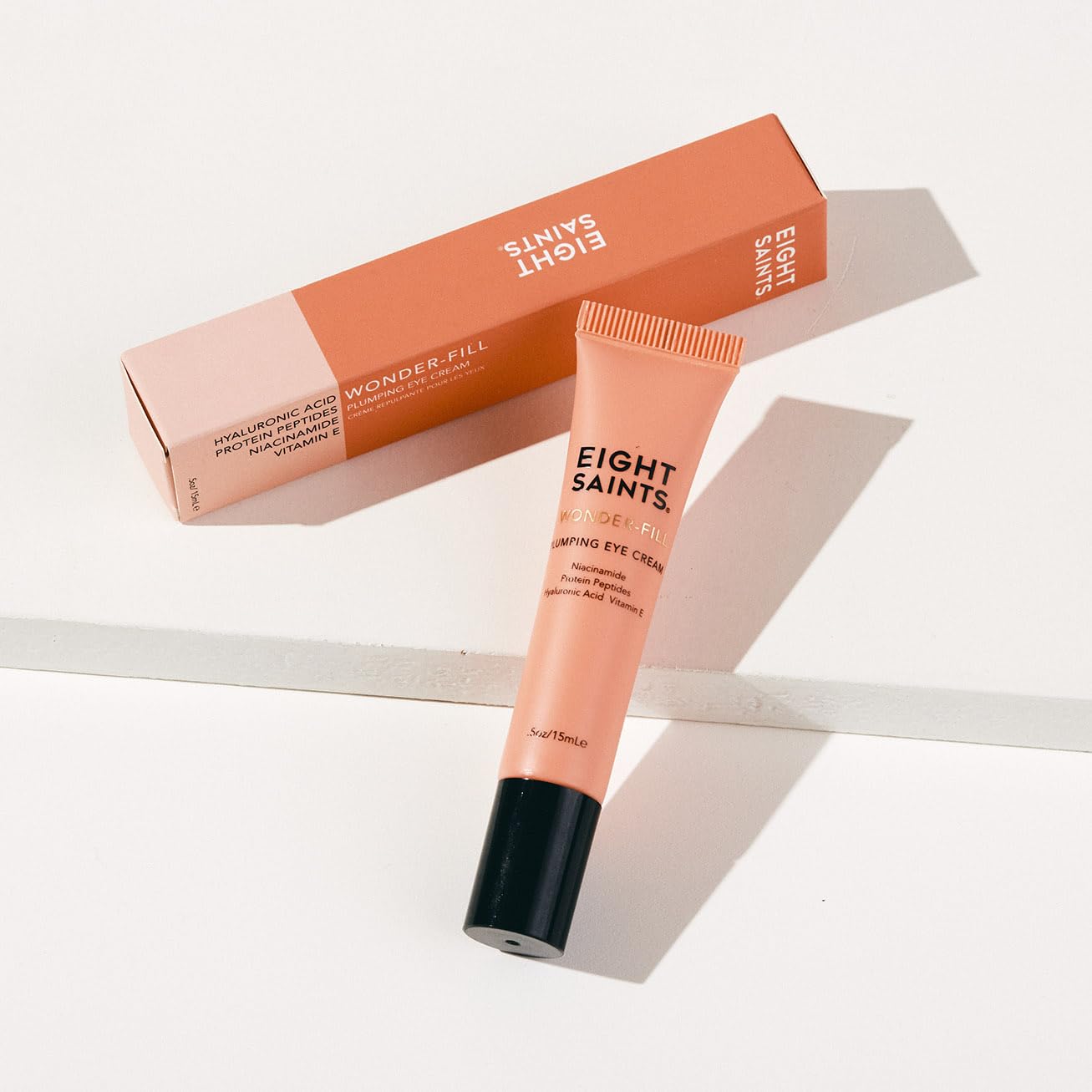 Eight Saints metal applicator close-up, benefit: cooling precision for easy application