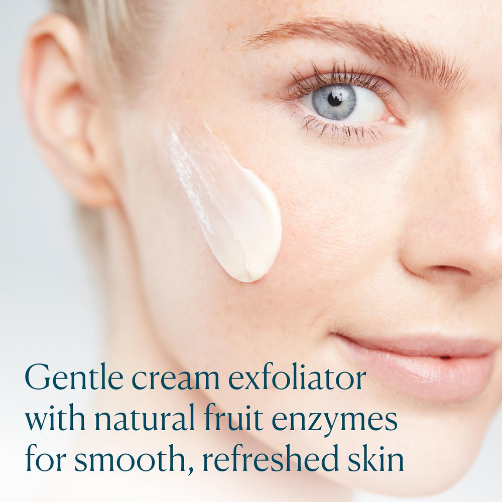 ELEMIS creamy papaya peel texture close-up demonstrating smooth spreadability