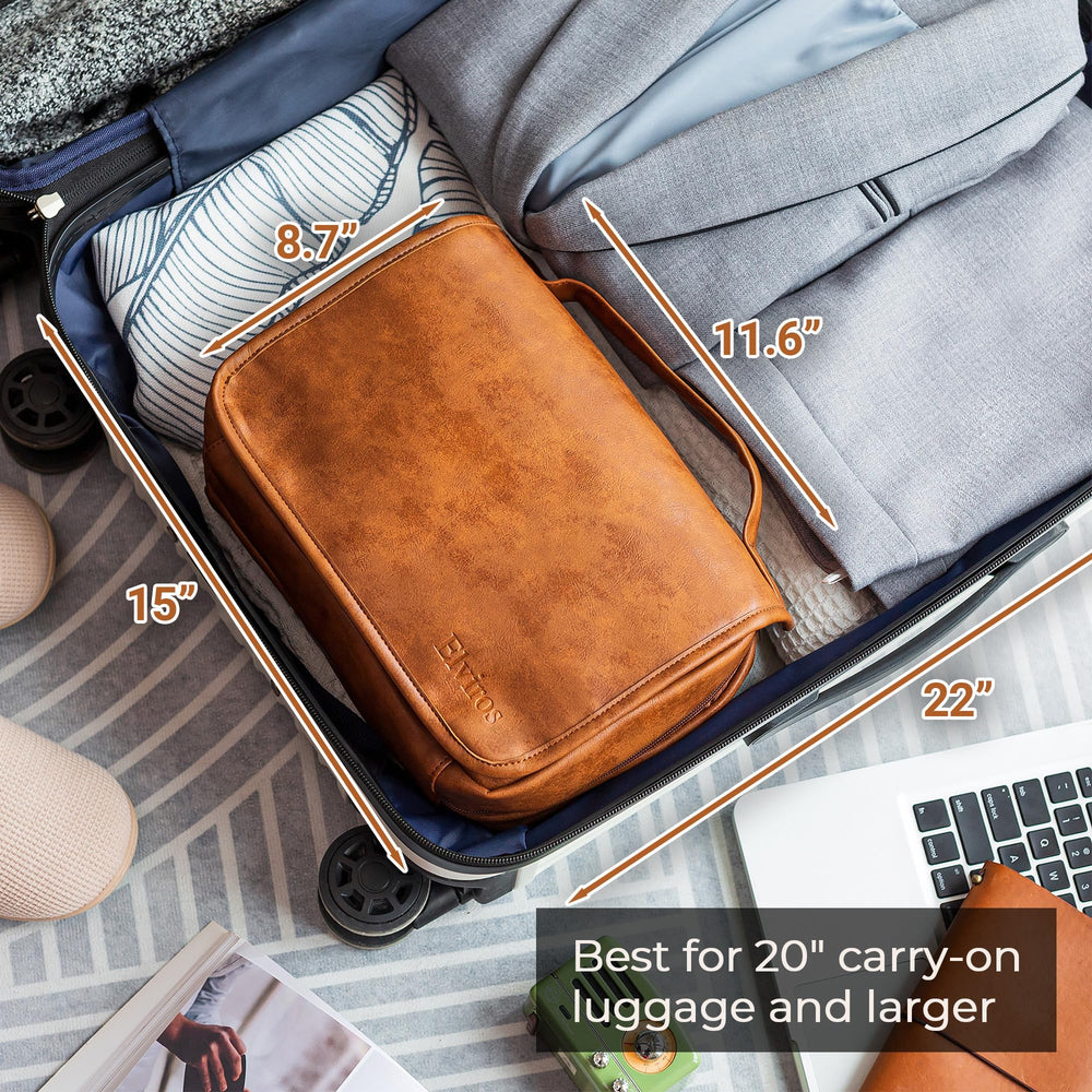Elviros metal zipper and PU leather close-up for durable protection