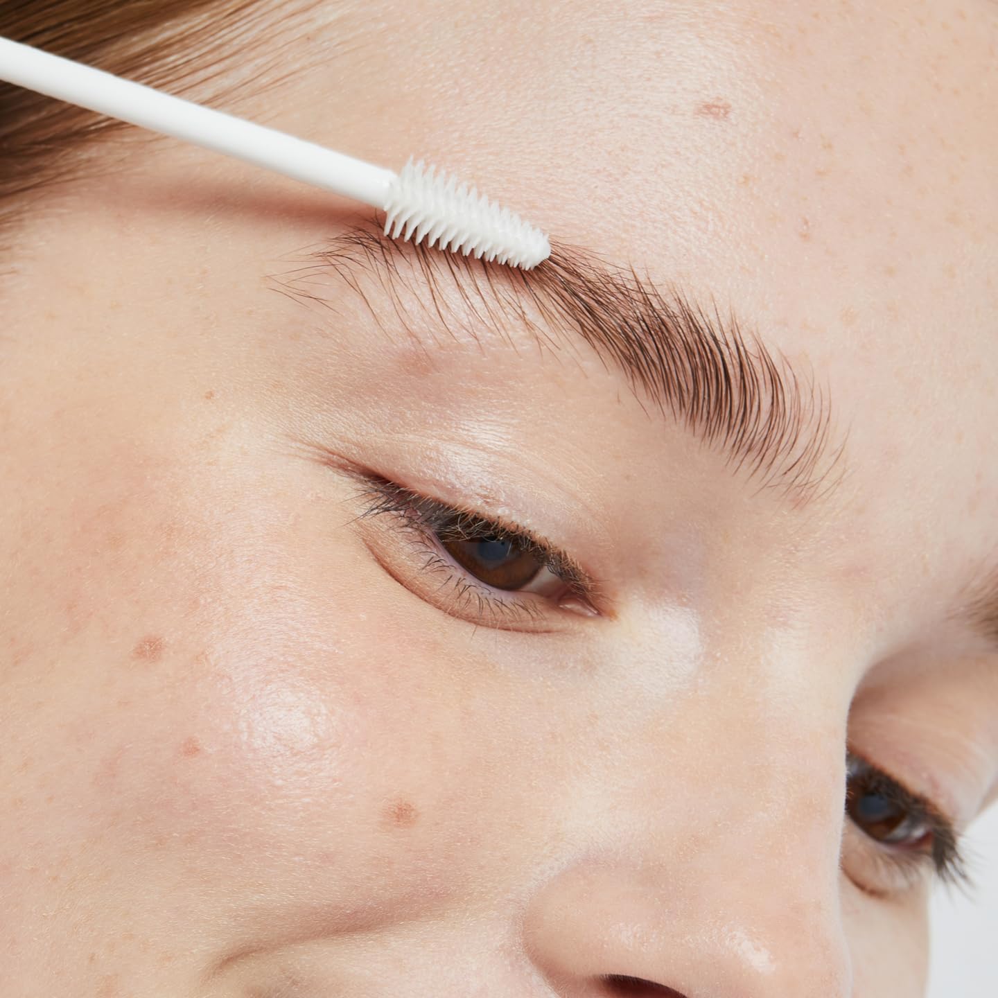Ere Perez applied on lashes demonstrating separation, shine, and lightweight hold
