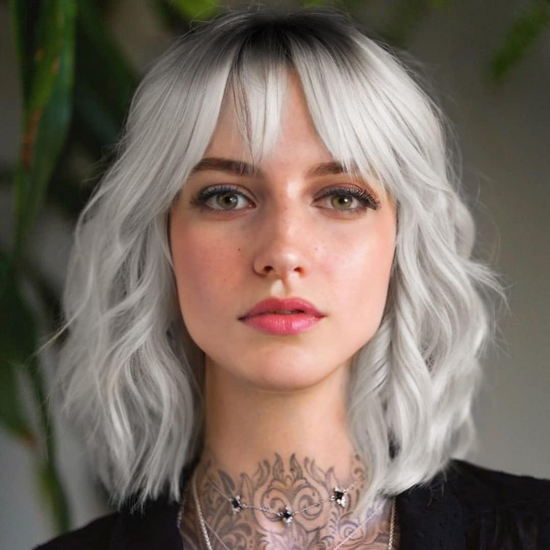 EssionTech front view ombre silver bob showing natural silhouette and instant style