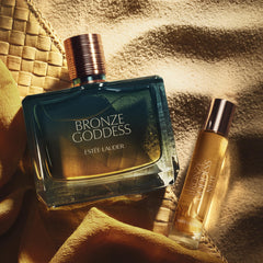 Estée Lauder spray action demonstrating fine mist for quick evening refresh