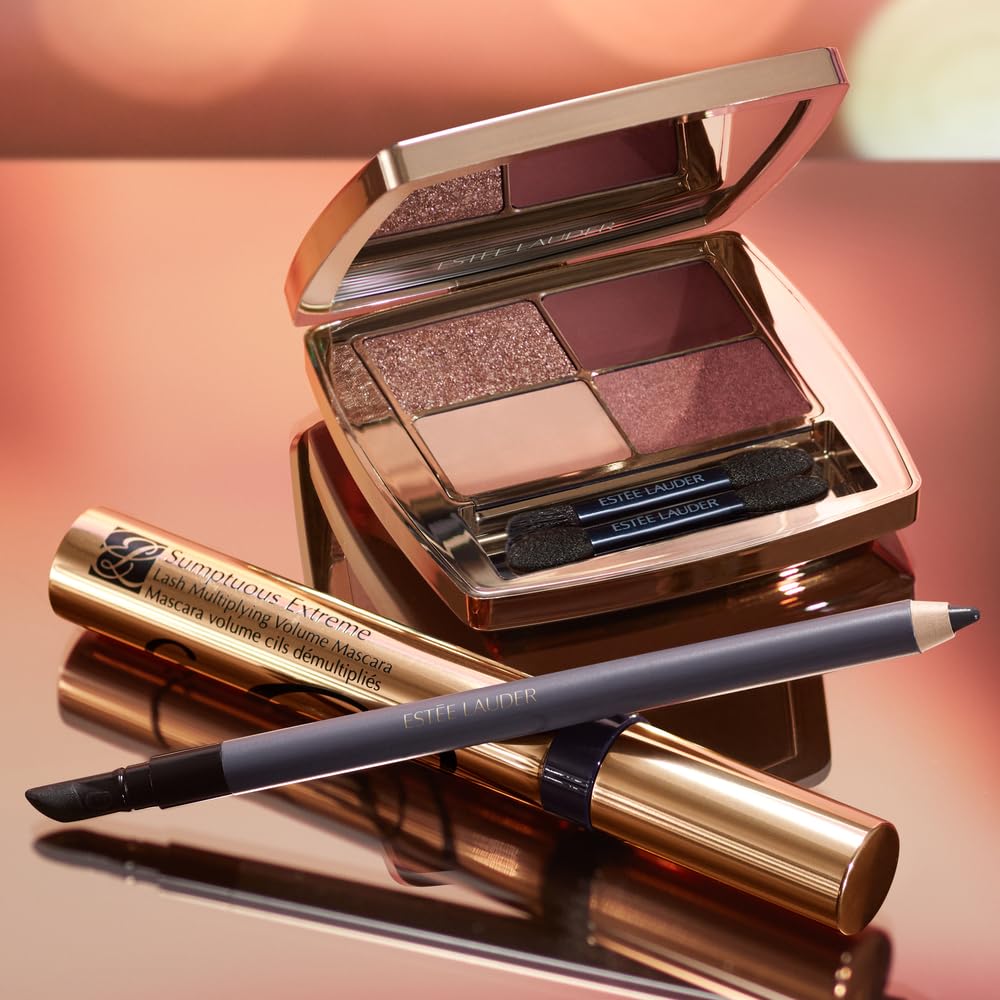 Estée Lauder Double Wear gel pencil tip close-up showing smooth glide benefit