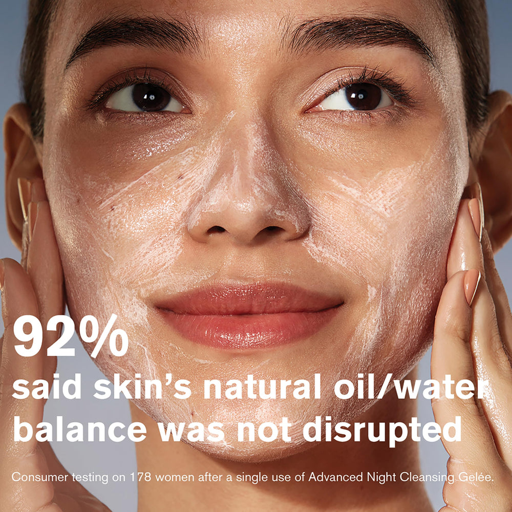 Estée Lauder close-up of fluffy foam demonstrating effective makeup removal