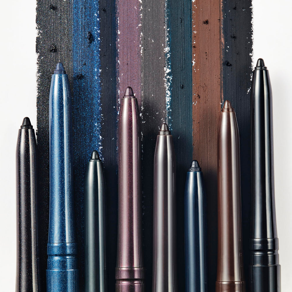 Estée Lauder pencil in use on eye demonstrating precise definition benefit