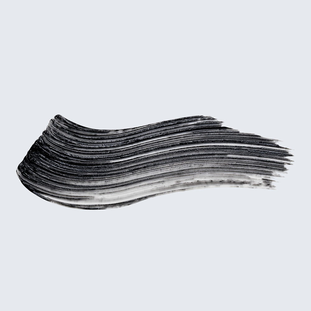 Estée Lauder texture swatch highlighting three fibers for amplified lash volume