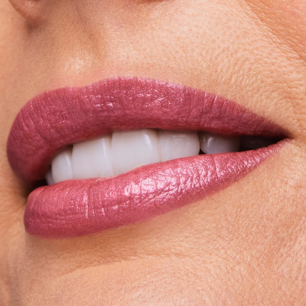 Estée Lauder texture swatch of 223 Candy shows shimmer and smooth payoff benefit